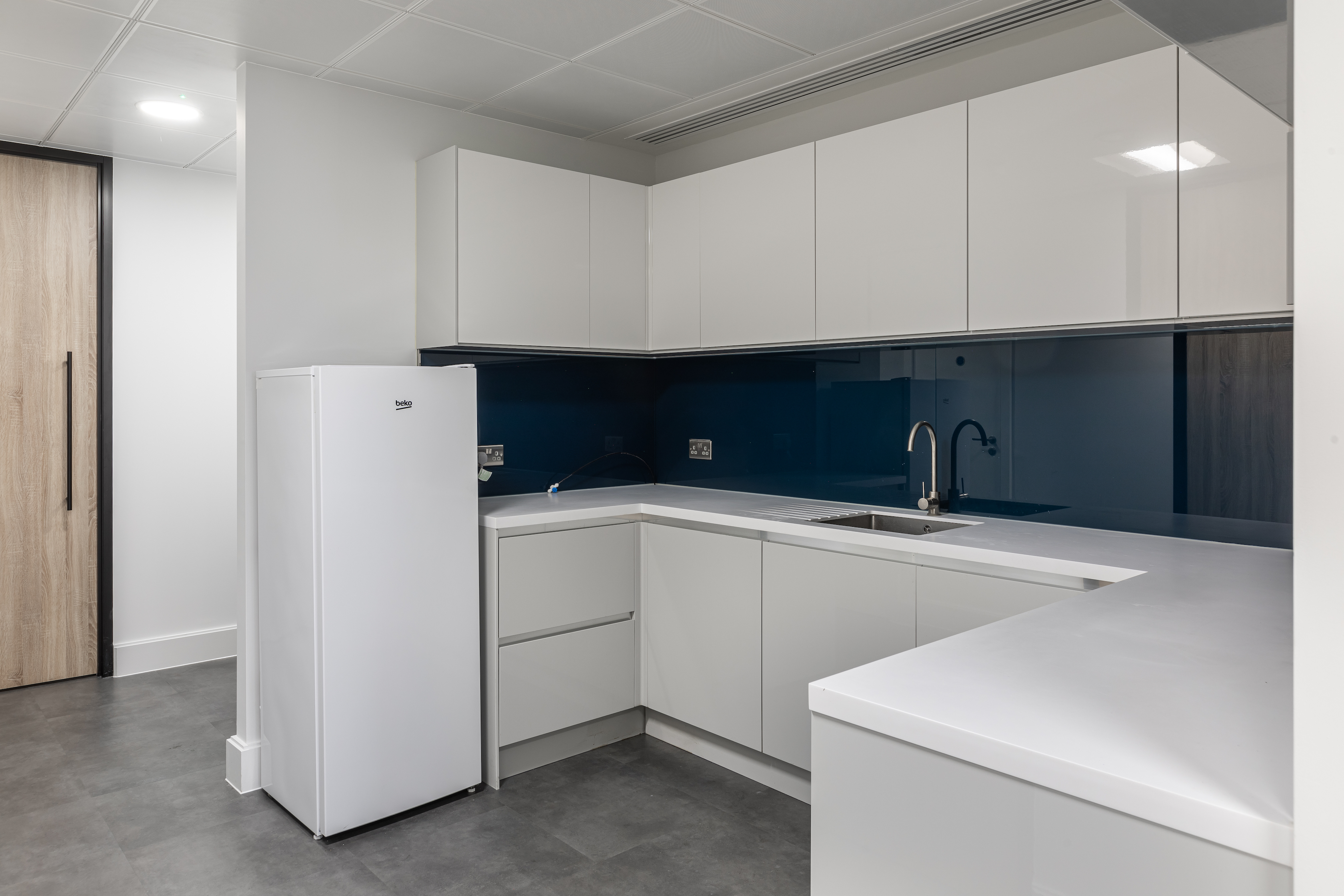 4 Matthew Parker Street gallery image